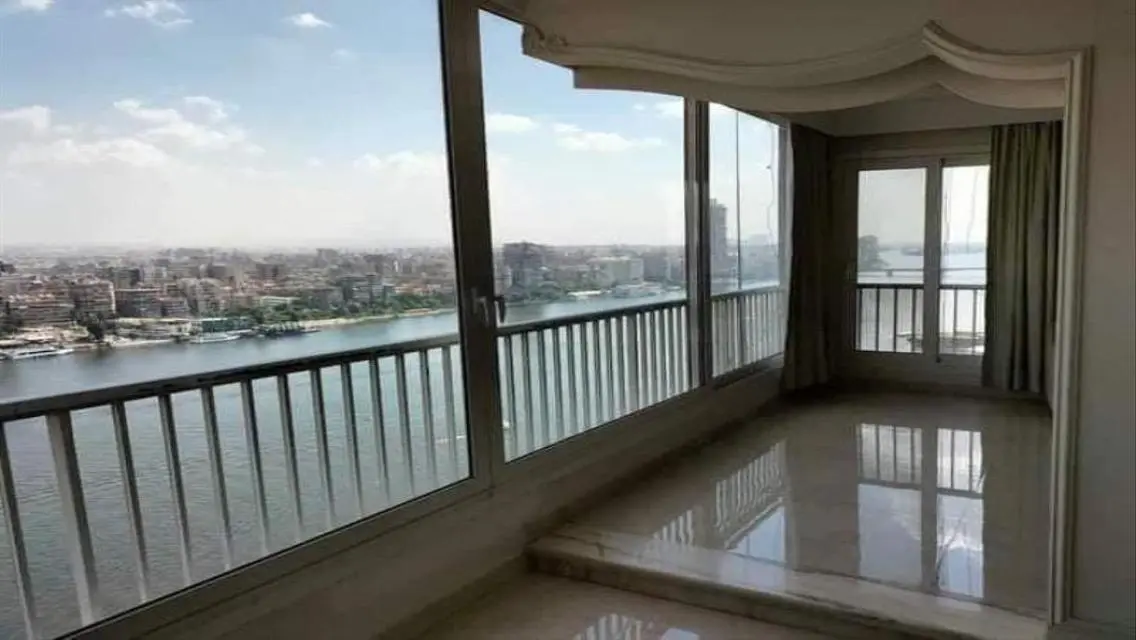 فخامة الإقامة في فندق جلوريا