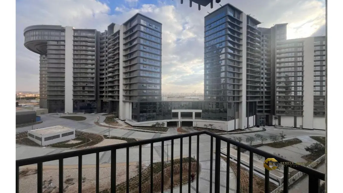 Luxury Apartment for Sale at 60,000 EGP with Balcony and Security