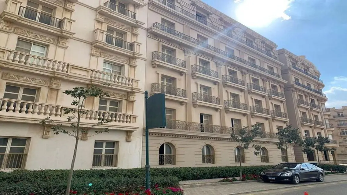 منزل فاخرة بمساحة 1853 متر - فرصة استثمارية مميزة