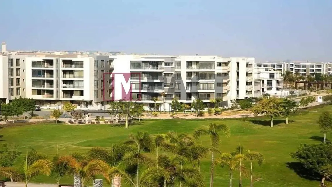 Luxury Villa with Private Garden and Pool in Prime Location