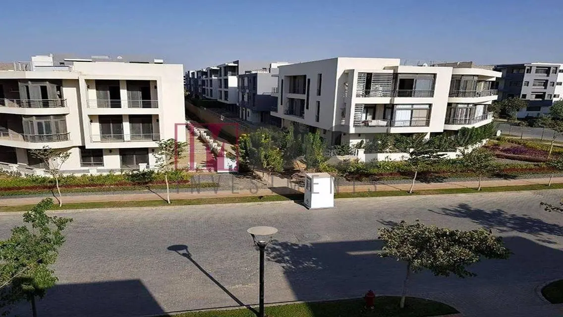 Luxury Villa with Private Garden and Pool in Prime Location