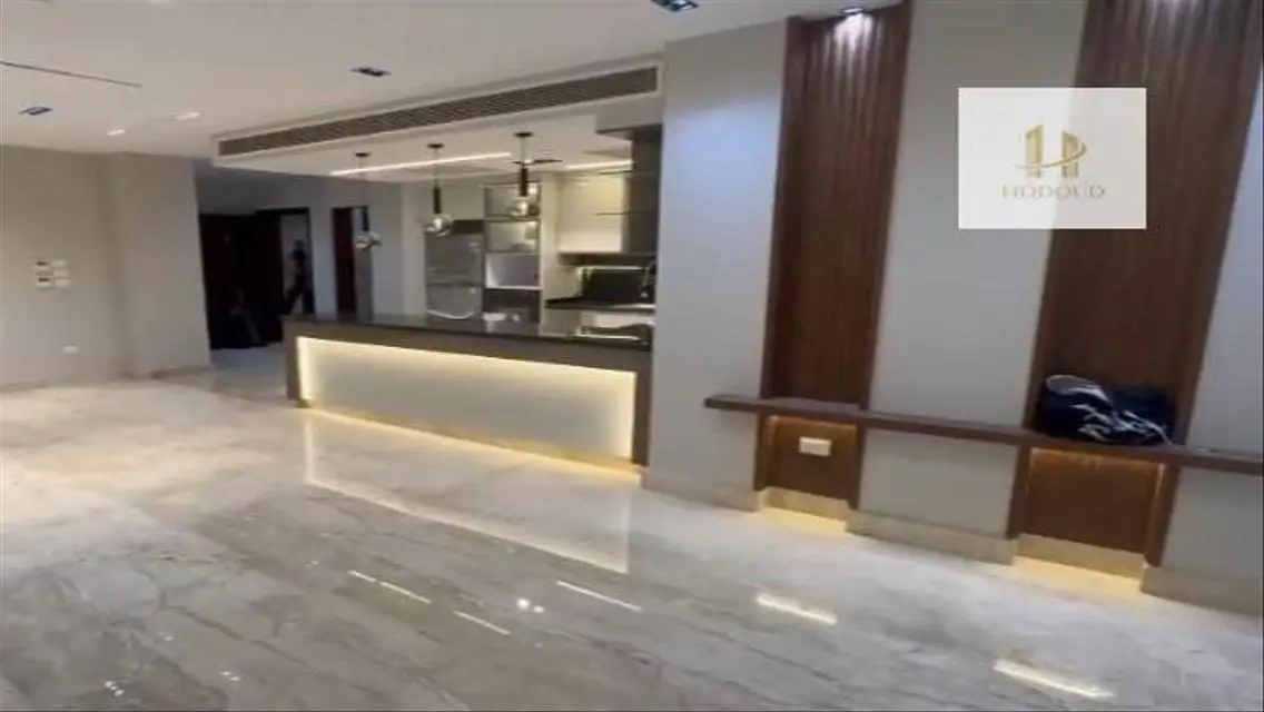 شقة للبيع في قلب المدينة بأسعار مناسبة