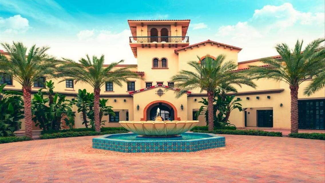 Luxury Villa for Sale with Premium Amenities in Prime Location
