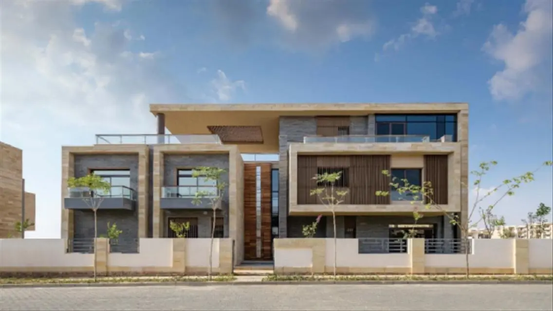 Luxury Villas with Extensive Amenities and Private Beach