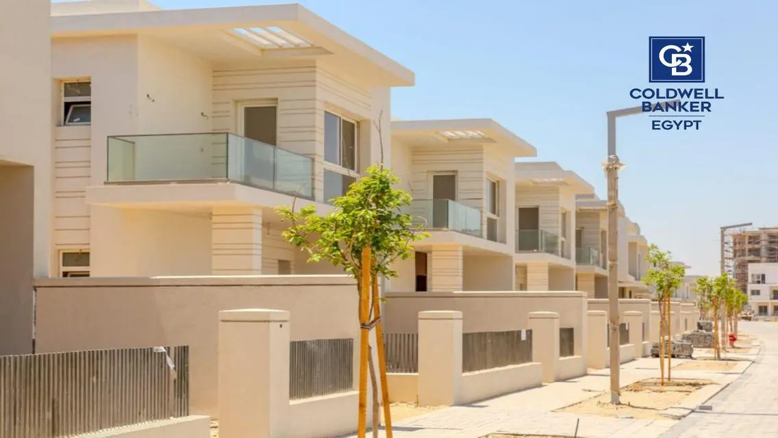 Luxury Villa for Rent with Spacious Layout and Lake View