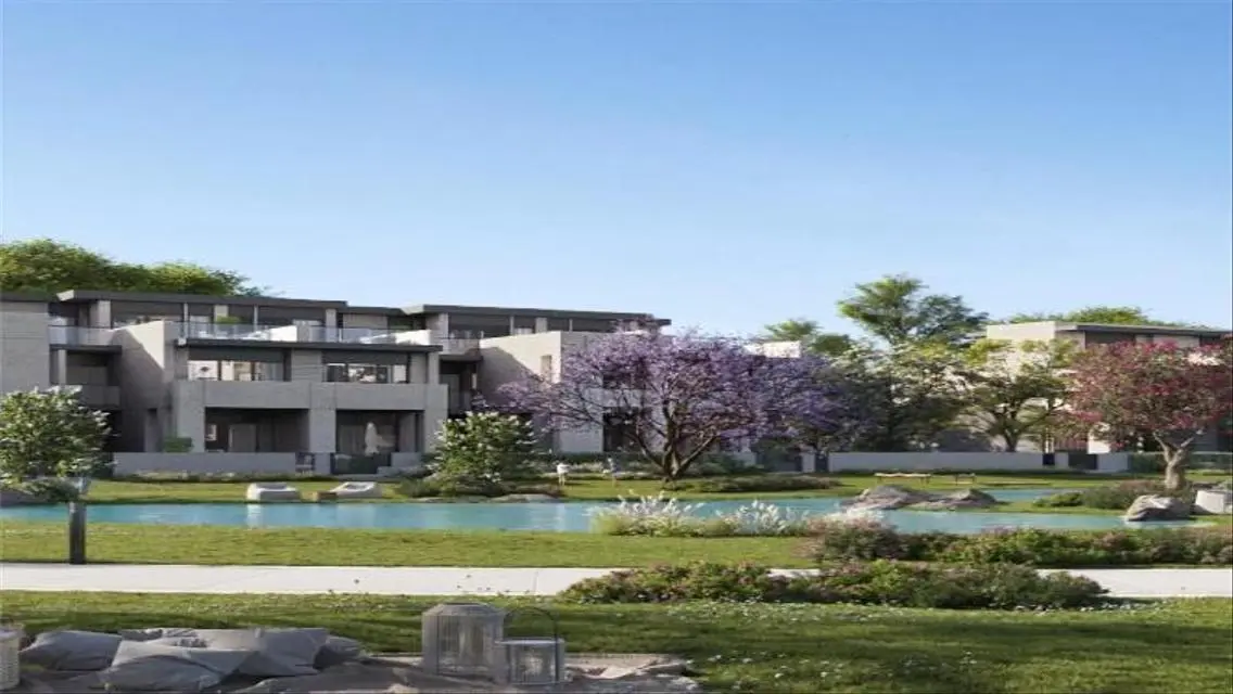 Luxury Villa with Stunning Views in Roseville