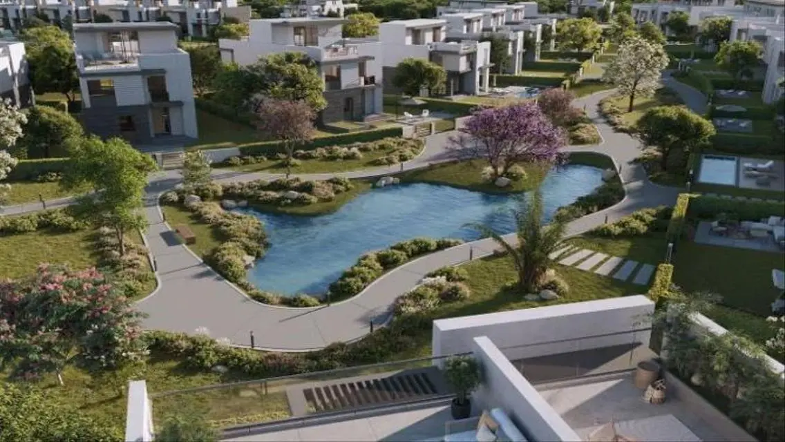 Luxury Villa with Stunning Views in Roseville