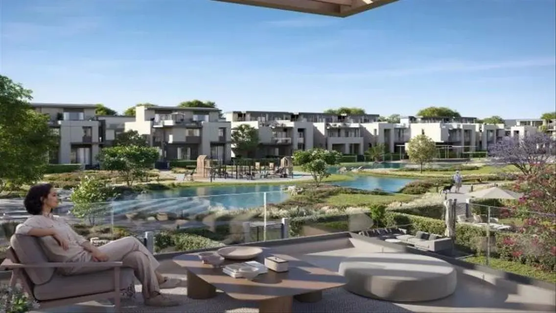 Luxury Villa with Stunning Views in Roseville