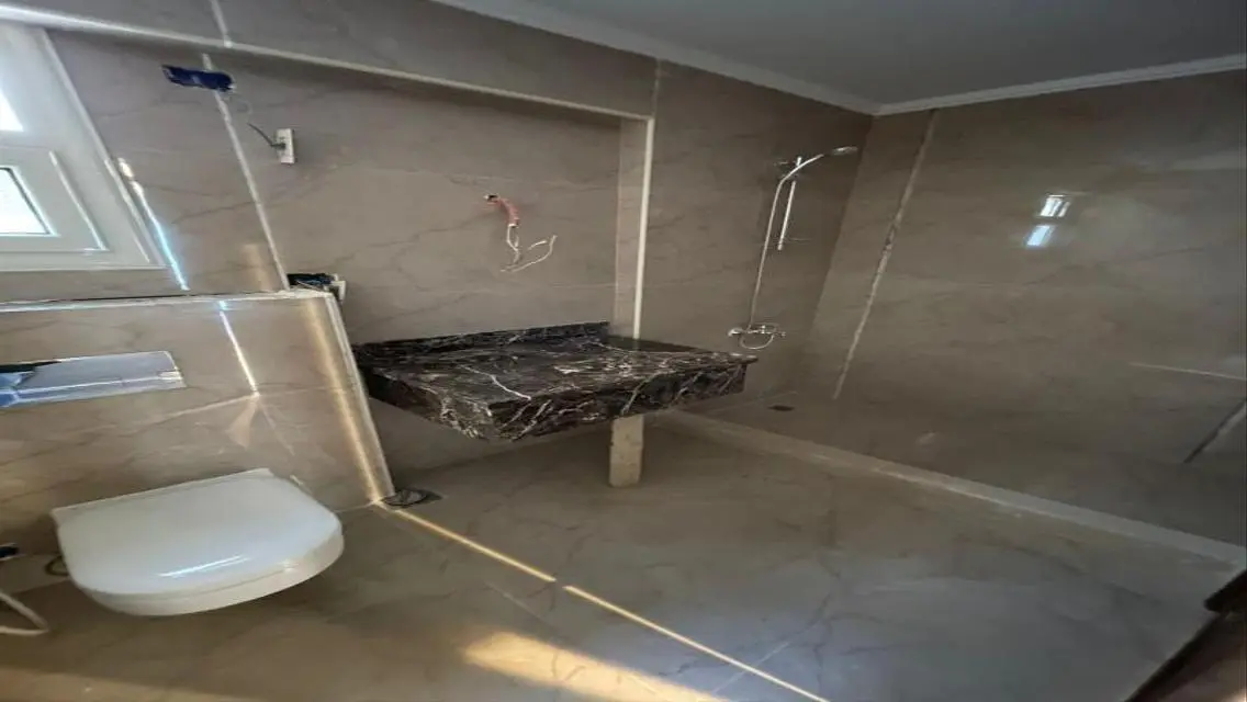 Luxurious Villa for Sale with Multiple Amenities