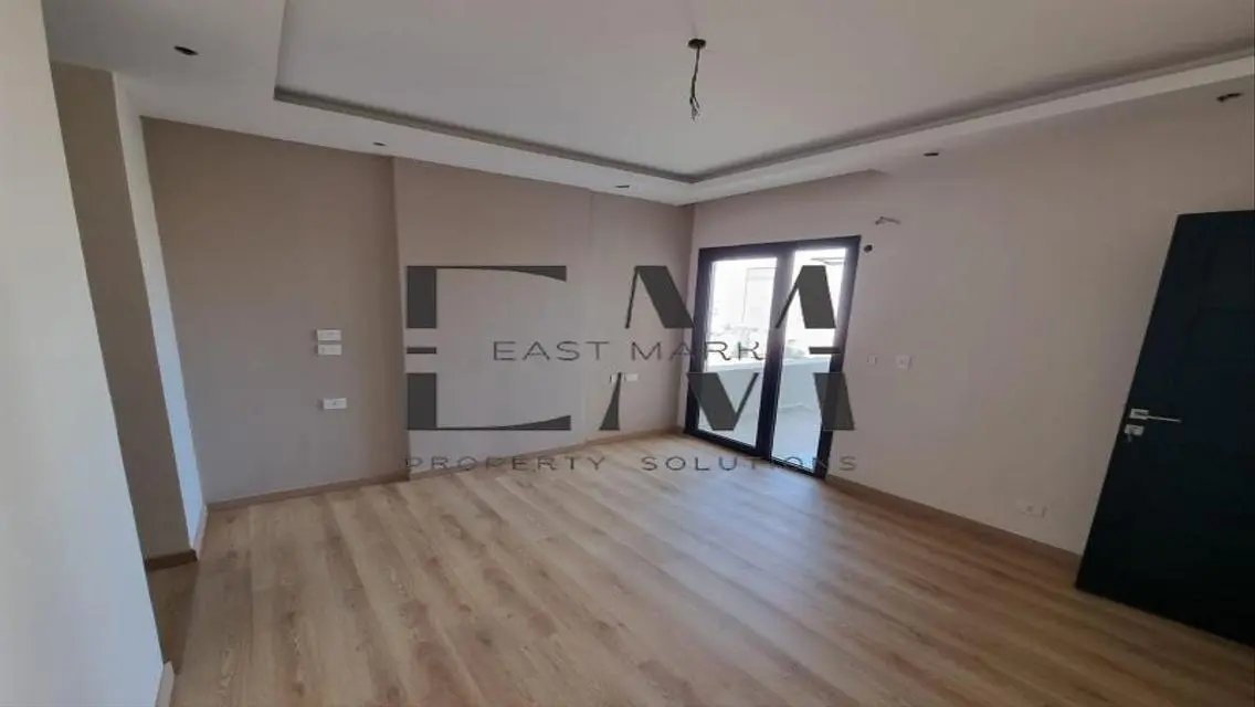 Stunning Glass Room for Sale