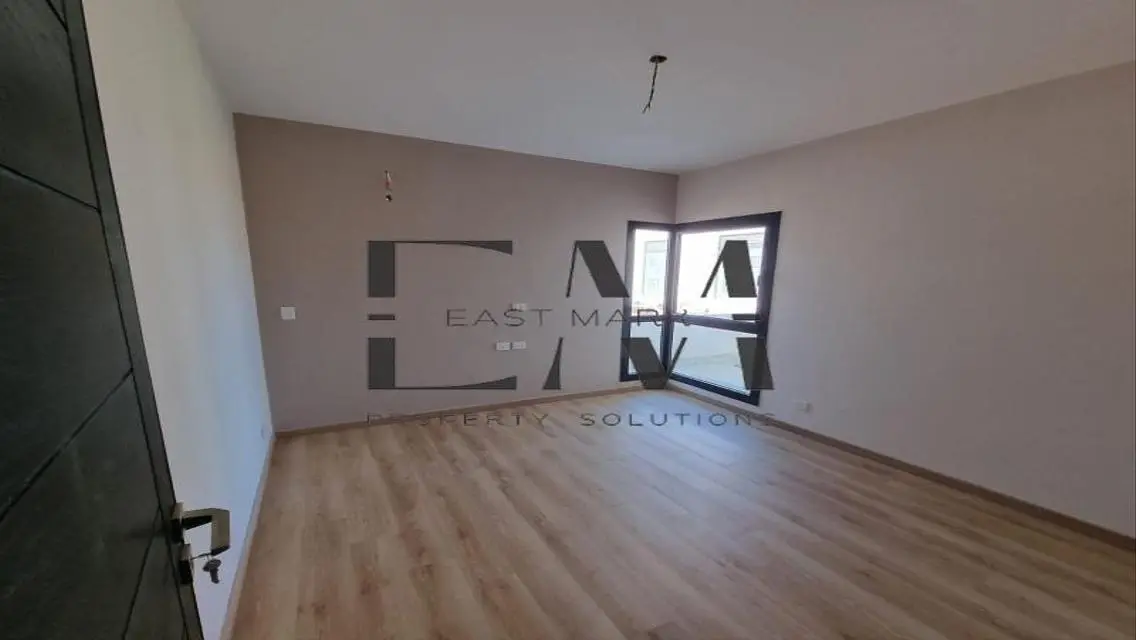 Stunning Glass Room for Sale