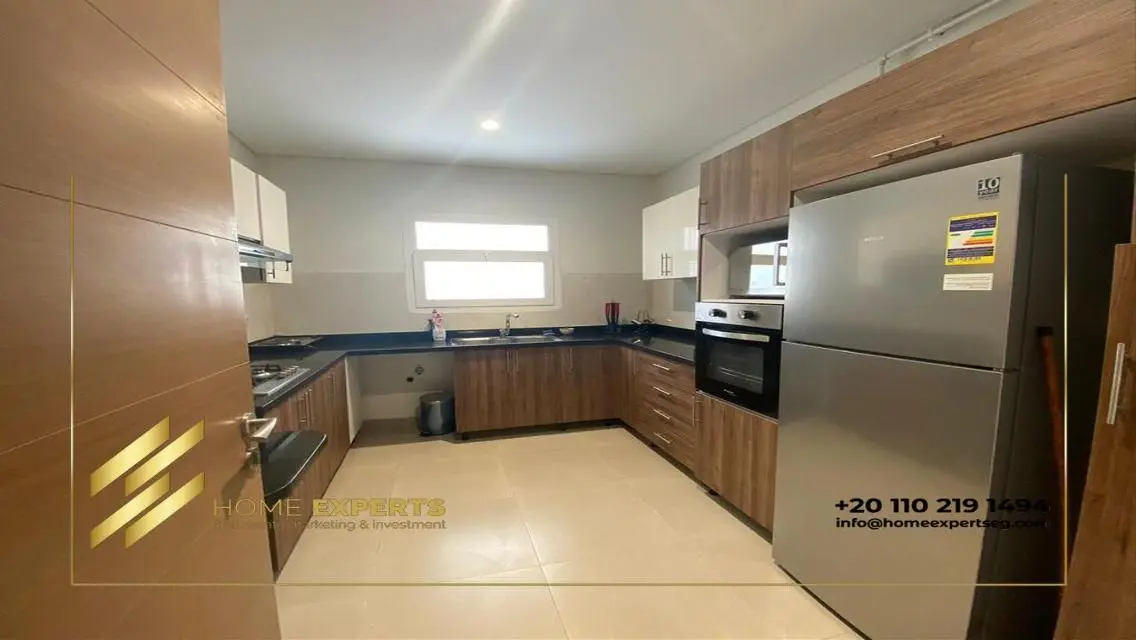 Luxury Apartment for Sale with Balcony and Swimming Pool in Prime Location