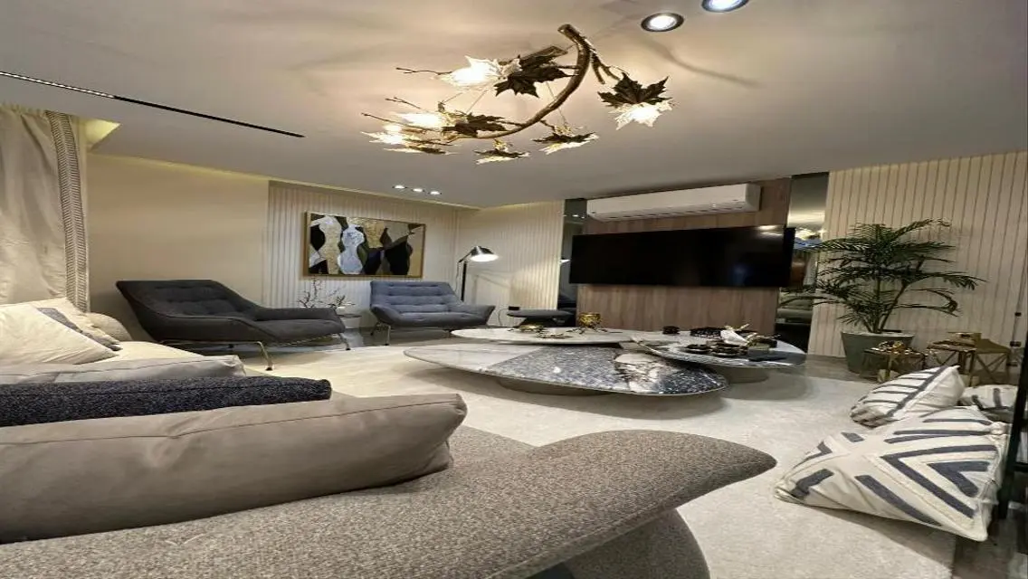 Luxury Property for a Modern Family