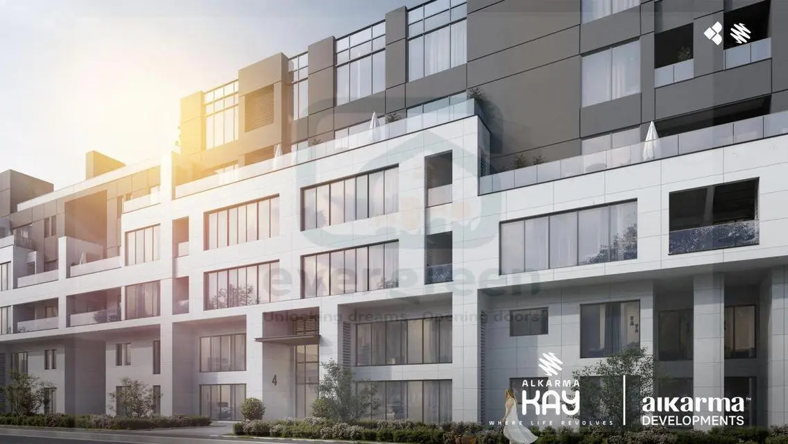 Luxury 3-Bedroom Apartment with Lake View