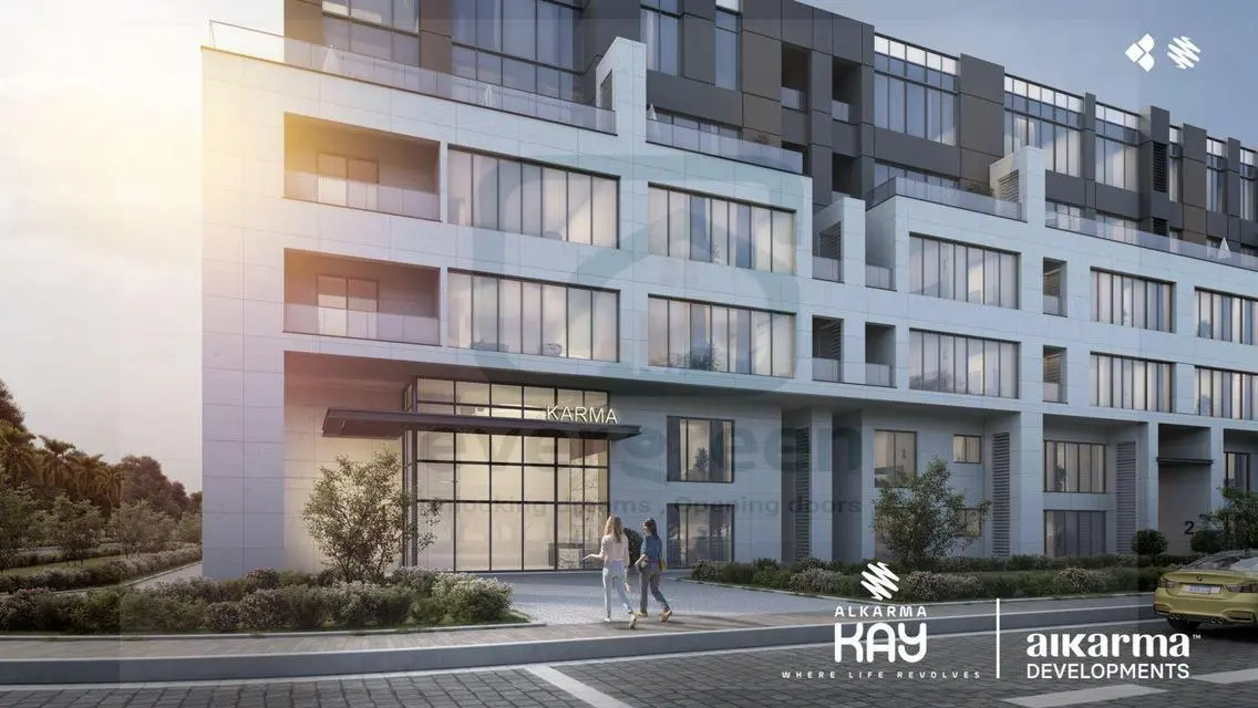 Luxury 3-Bedroom Apartment with Lake View