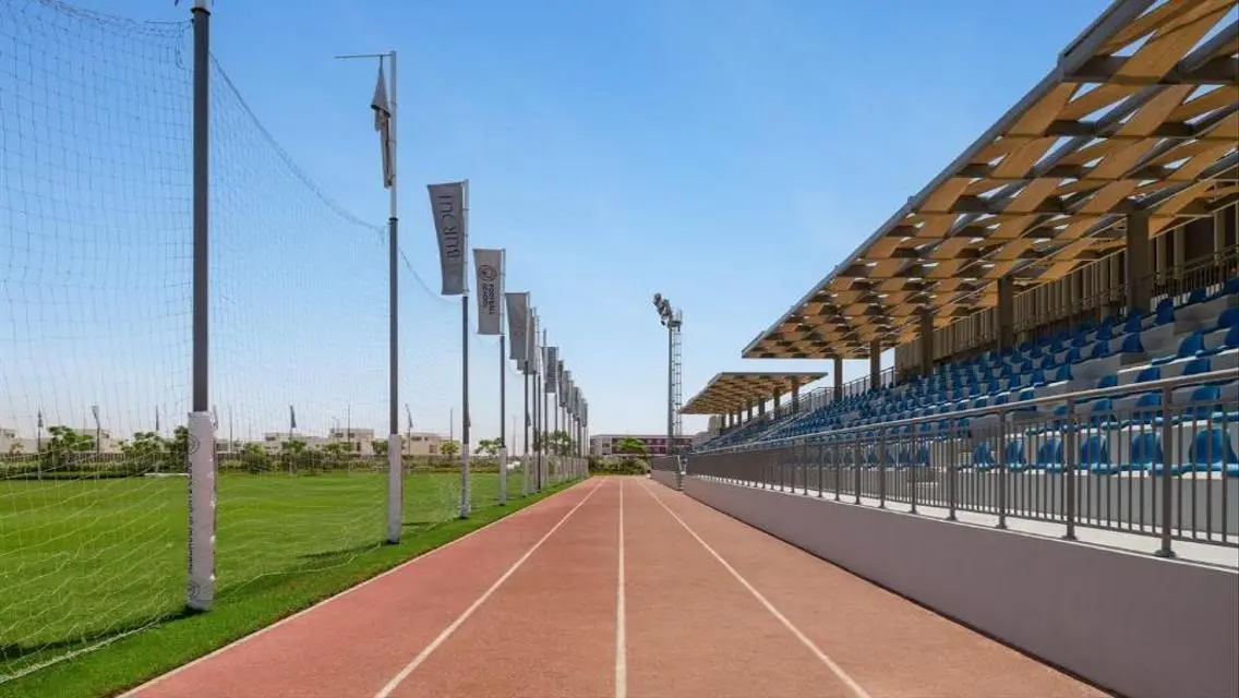 فيلا فاخرة للإيجار في موقع متميز