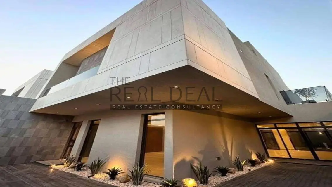 Luxury Standalone House with 220 m² Space
