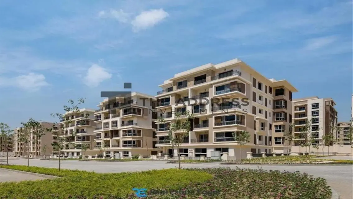 فخامة وأناقة في وحدات سكنية مطلة على البحيرات