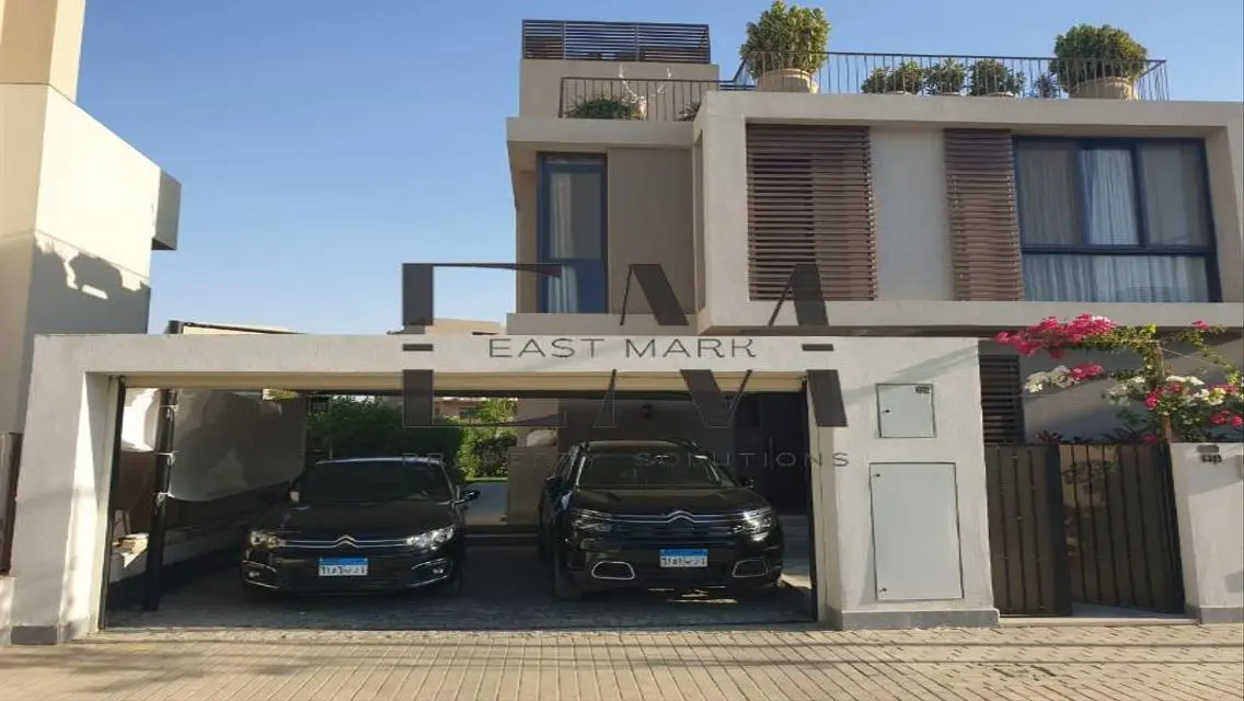 Luxury Villa for Sale with Private Garden