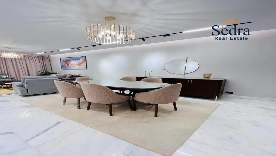Luxurious Apartment with Stunning Views