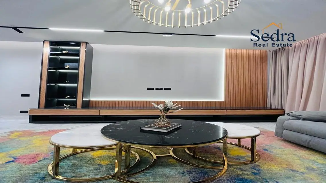 Luxurious Apartment with Stunning Views
