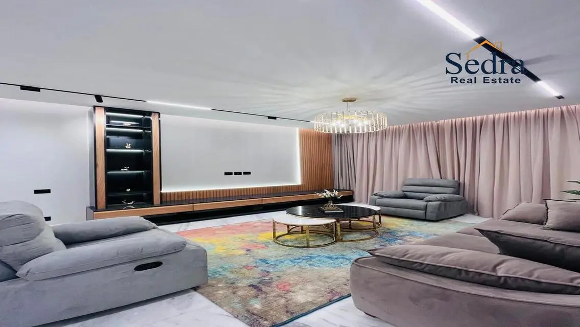 Luxurious Apartment with Stunning Views