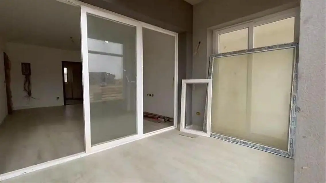 Luxurious 170 sqm Apartment in a Prime Location