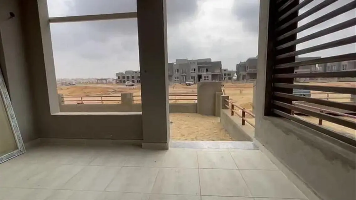 Luxurious 170 sqm Apartment in a Prime Location