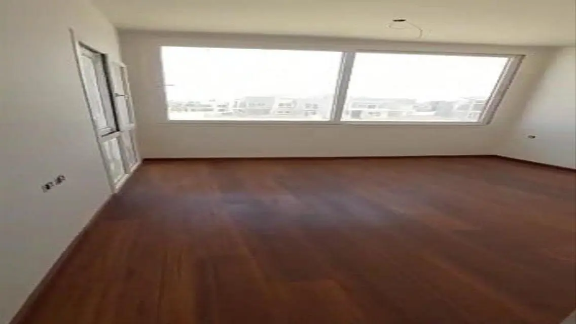 Luxurious 170 sqm Apartment in a Prime Location