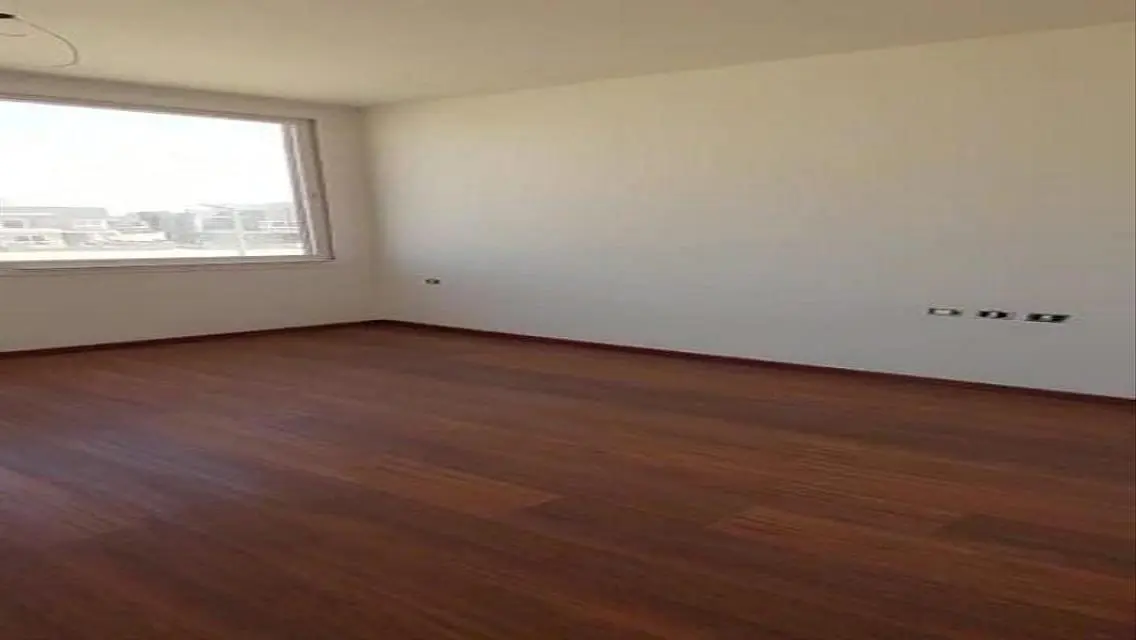 Luxurious 170 sqm Apartment in a Prime Location