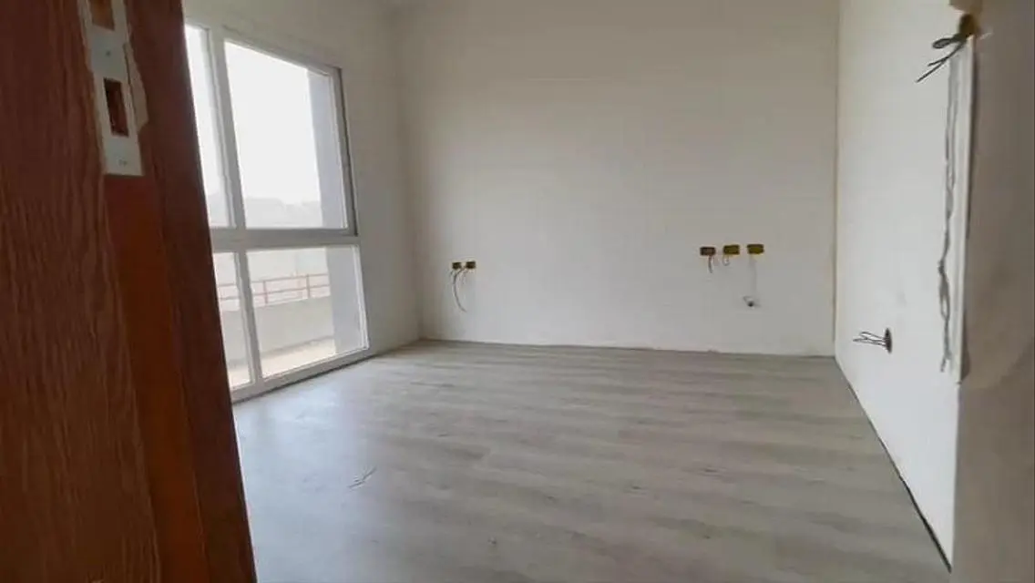 Luxurious 170 sqm Apartment in a Prime Location