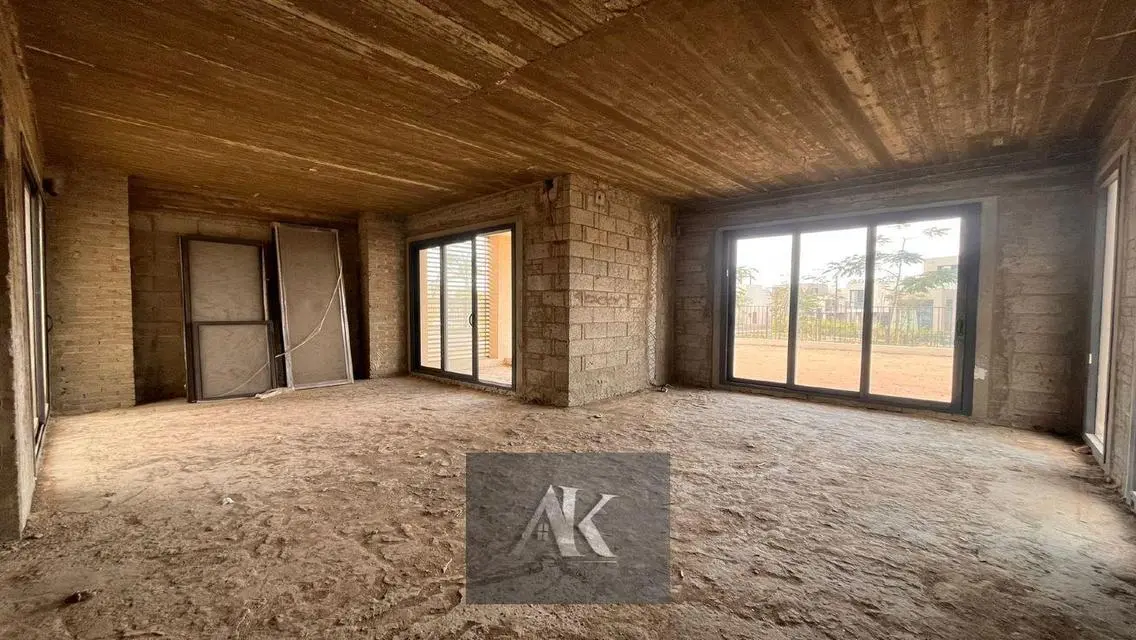 Luxury Apartment for Sale with Modern Design and Stunning View