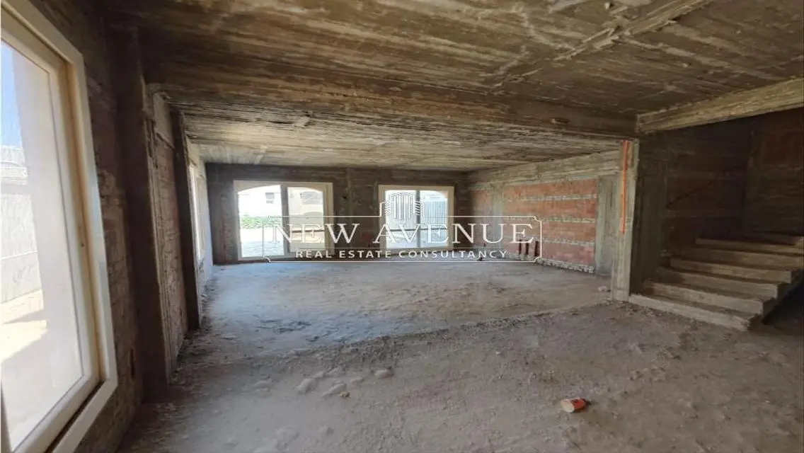 Luxurious Villa for Sale in a Prime Location