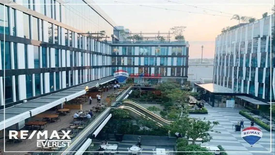 Luxurious Apartment for Sale with Unique Space