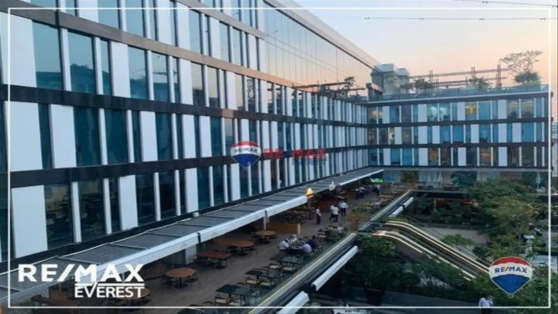 Luxurious Apartment for Sale with Unique Space