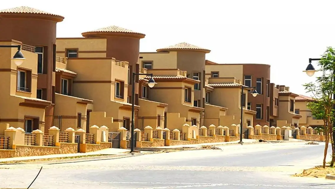 شقة رائعة 4 غرف نوم بسعر 135000 جنية