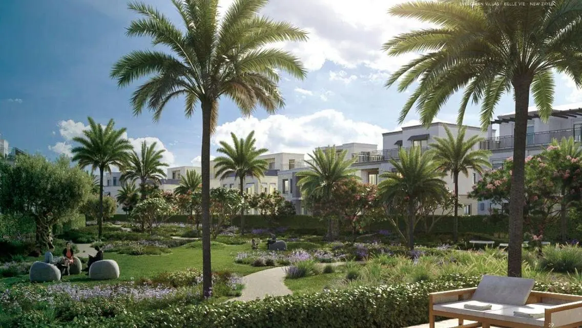 Luxurious Villa with Modern Design in the Heart of the City