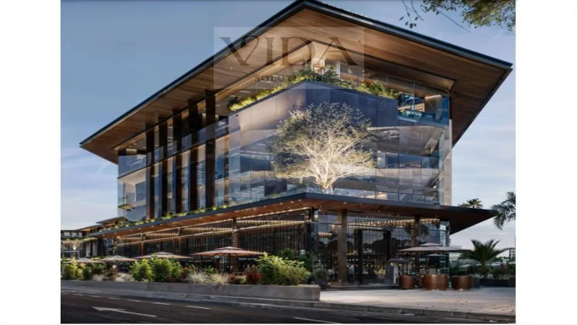 Luxury Apartment with Space Meter and Covered Parking