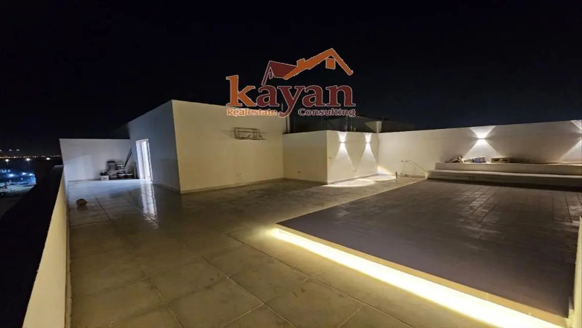 Luxurious Apartment of 185 sqm with Private Pool and Excellent Amenities
