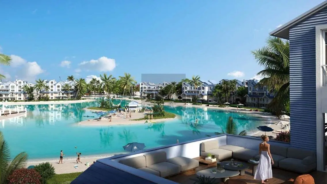 Luxury Villa with Private Garden and Shared Pool