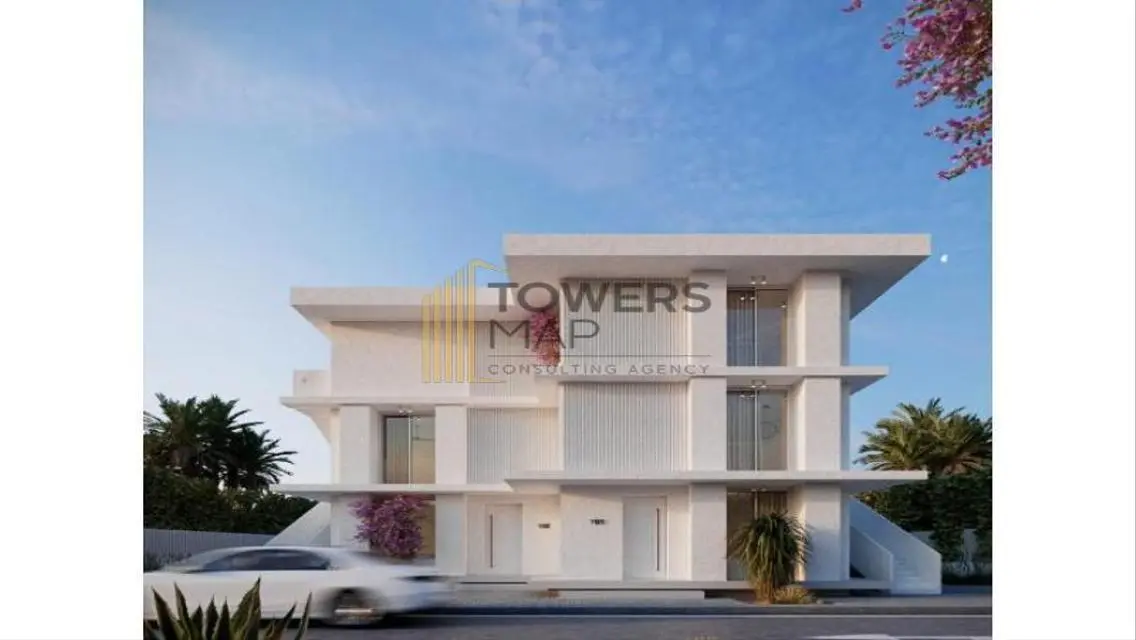 Luxurious Apartment with Private Garden and Shared Pool