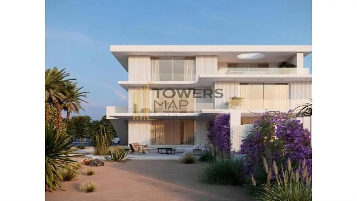 Luxurious Apartment with Private Garden and Shared Pool