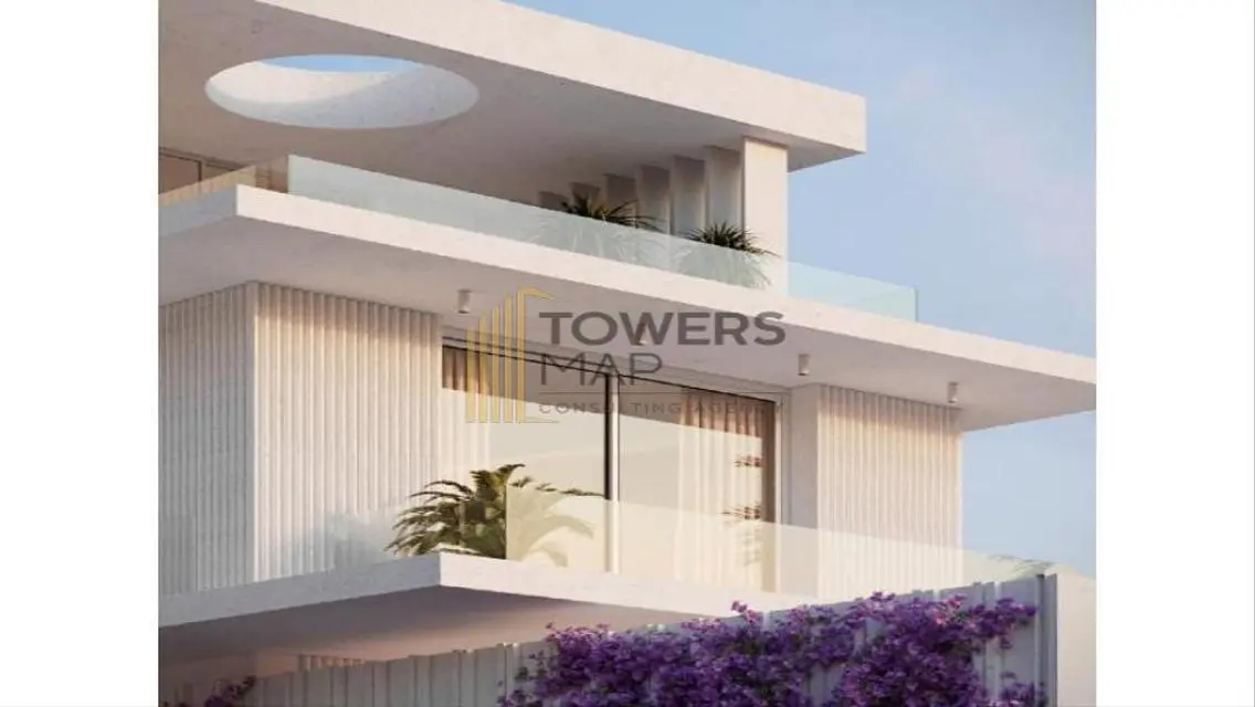 Luxurious Apartment with Private Garden and Shared Pool