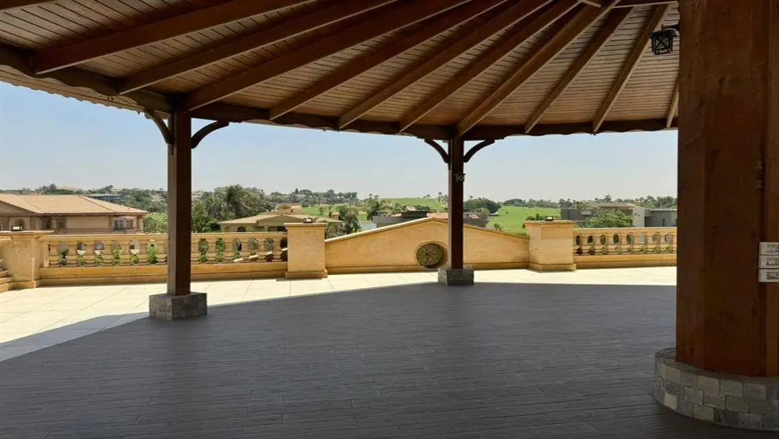 Luxury Apartment of 500 Meters with Central Air Conditioning in a Quiet Area