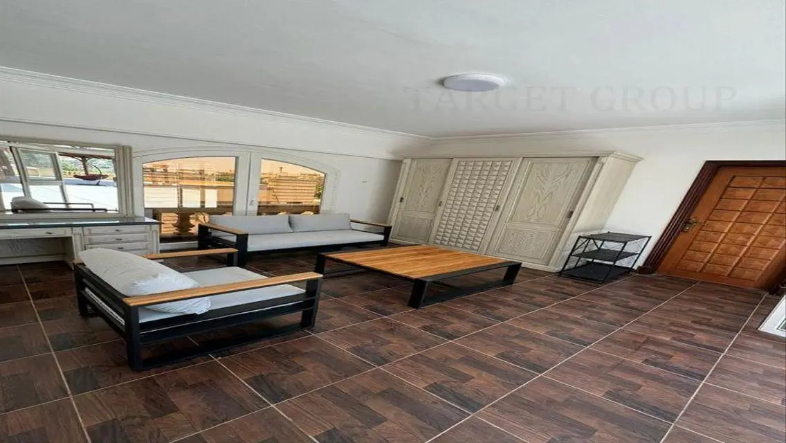 Luxury Apartment of 500 Meters with Central Air Conditioning in a Quiet Area