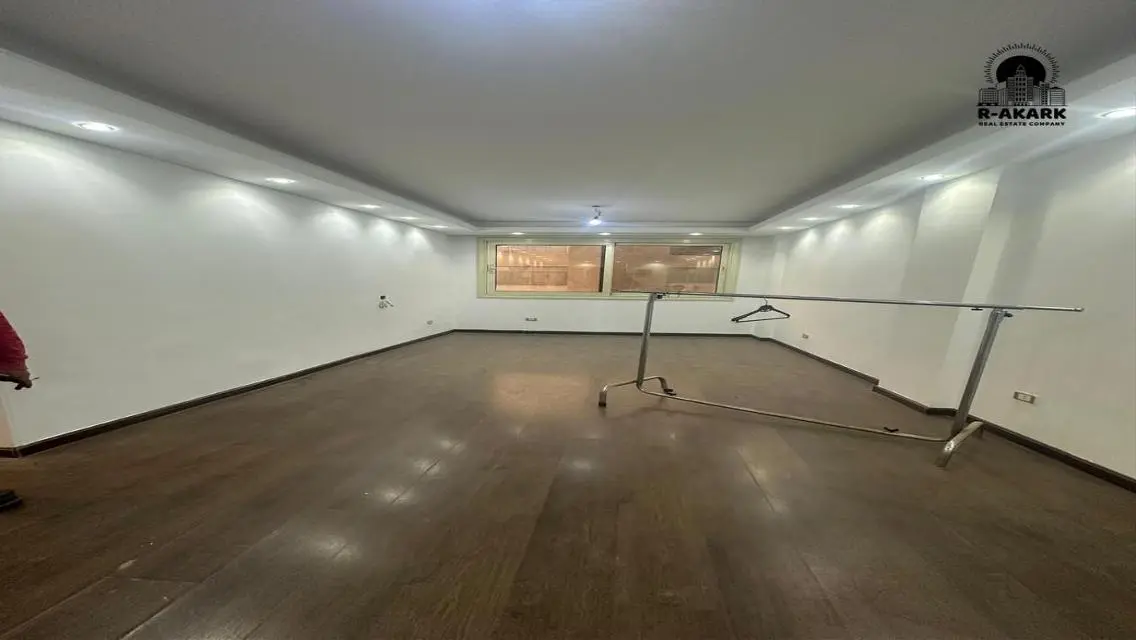 Stylish 80 Meter Apartment with Maid's Room