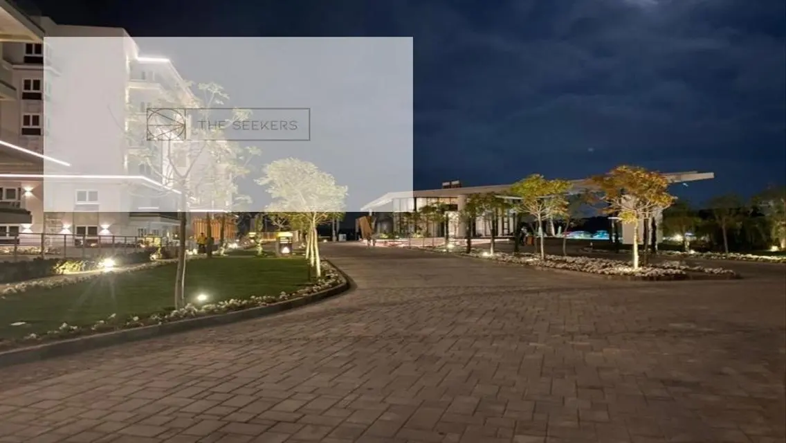 فيلا فاخرة بـ 3 غرف نوم في iCity Mountain View