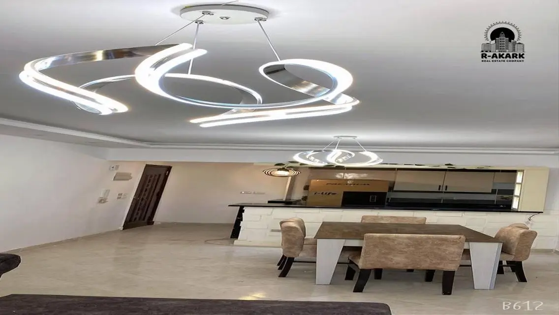 Luxury Apartment with Prime Landmark Views