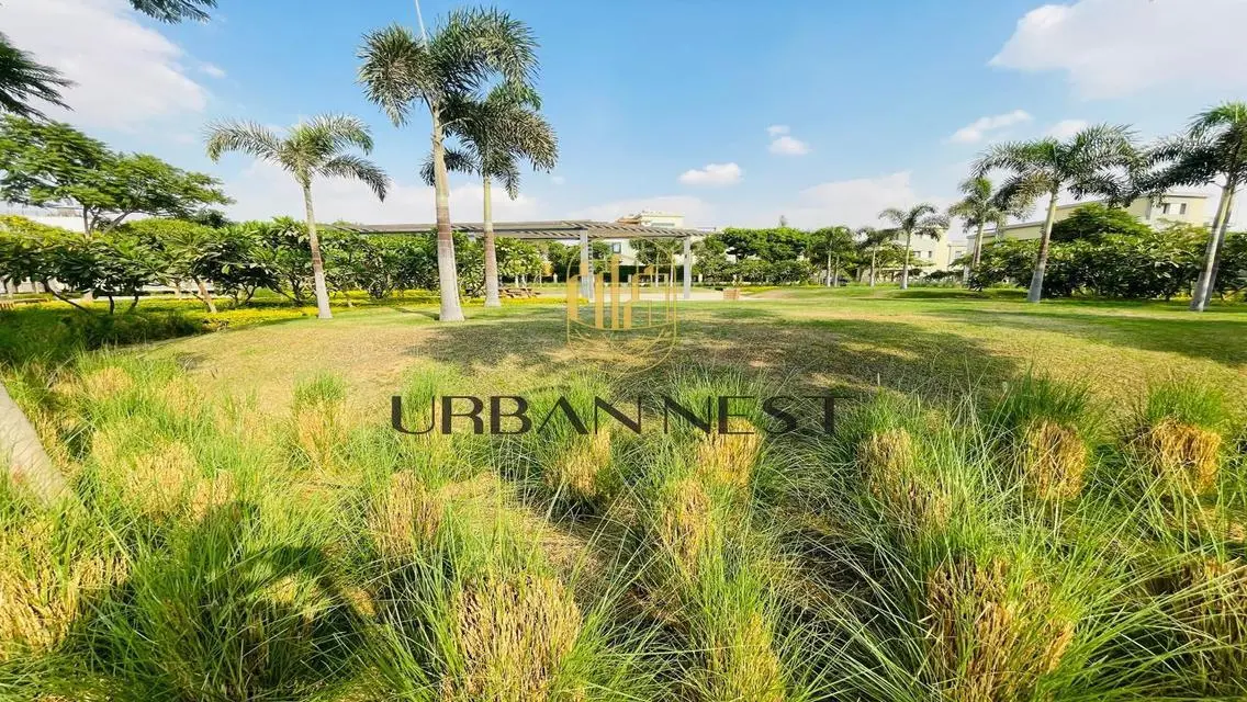 Luxury Villa for Sale in Prime Location