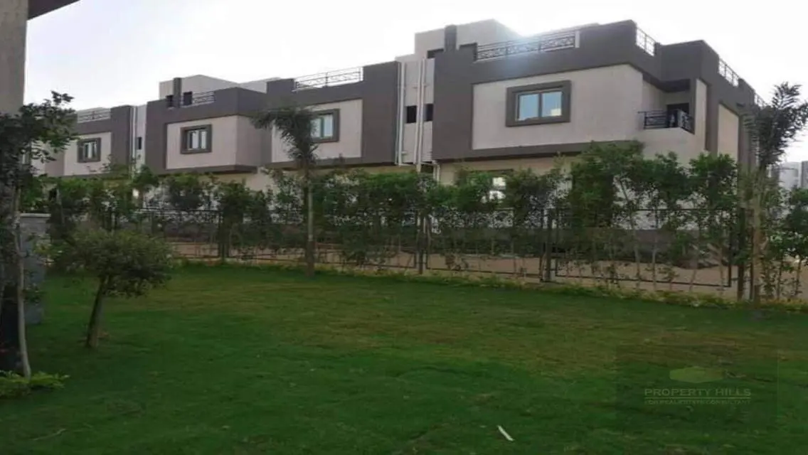 Luxurious Apartment for Sale with Spacious Layout